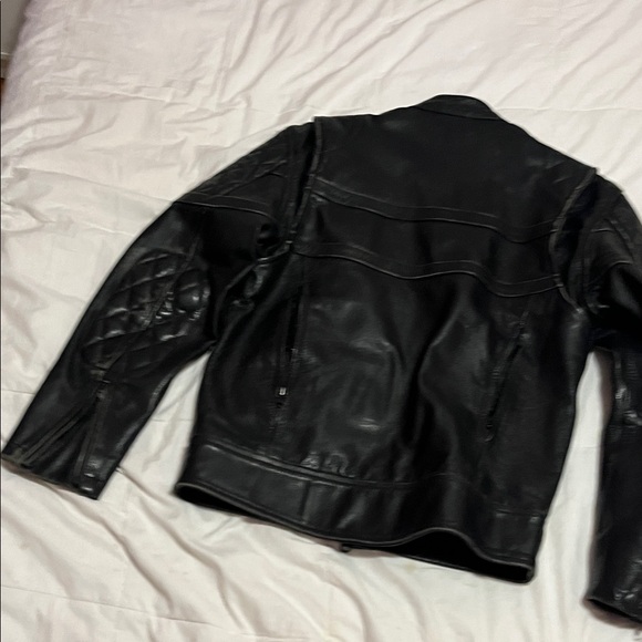 Men's Black Leather Jacket - Picture 8 of 16